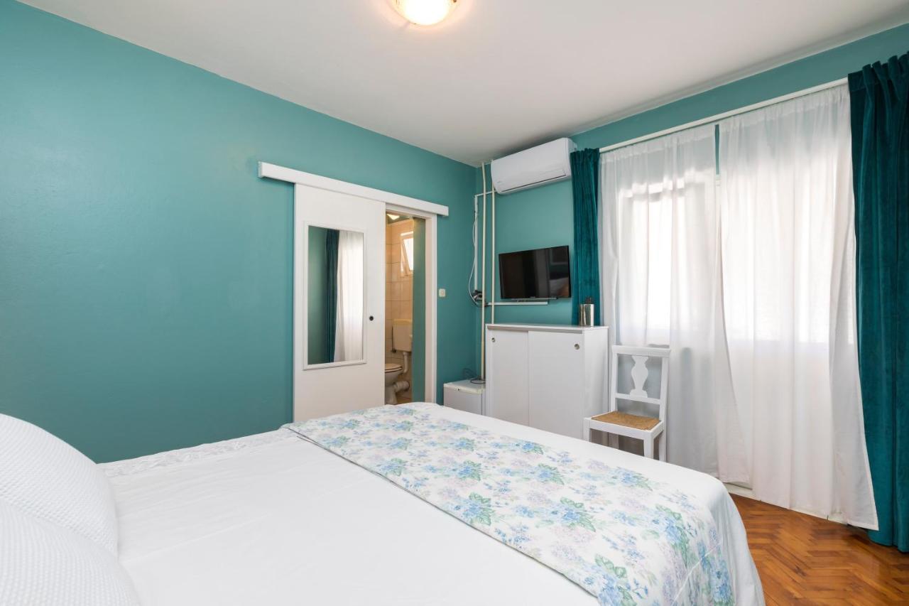 Alaburic Rooms & Apartment Малий Лошинь Екстер'єр фото